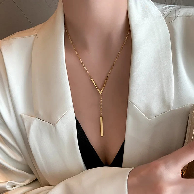 Long necklace