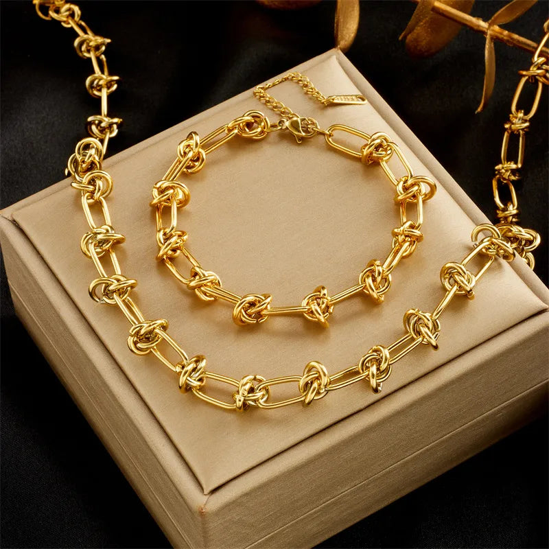 Classic Style bracelet