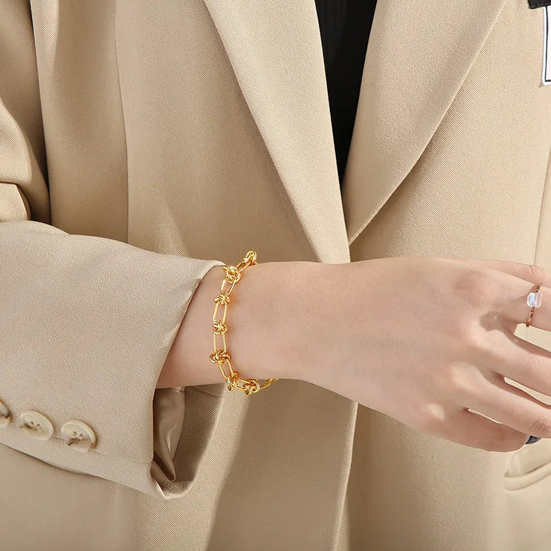 Classic Style bracelet