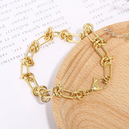 Classic Style bracelet