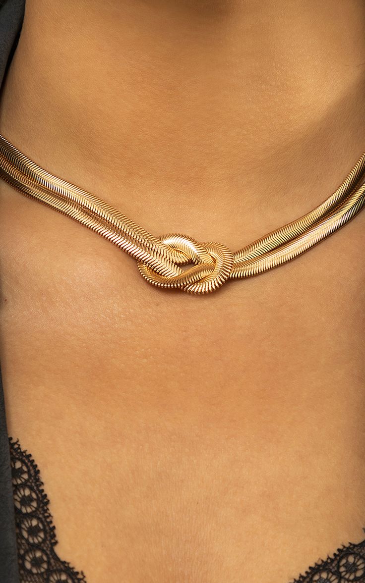 necklace Style Knot